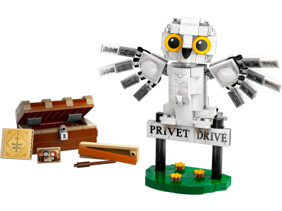 LEGO Harry Potter - Hedwig at 4 Privet Drive - 76425 1